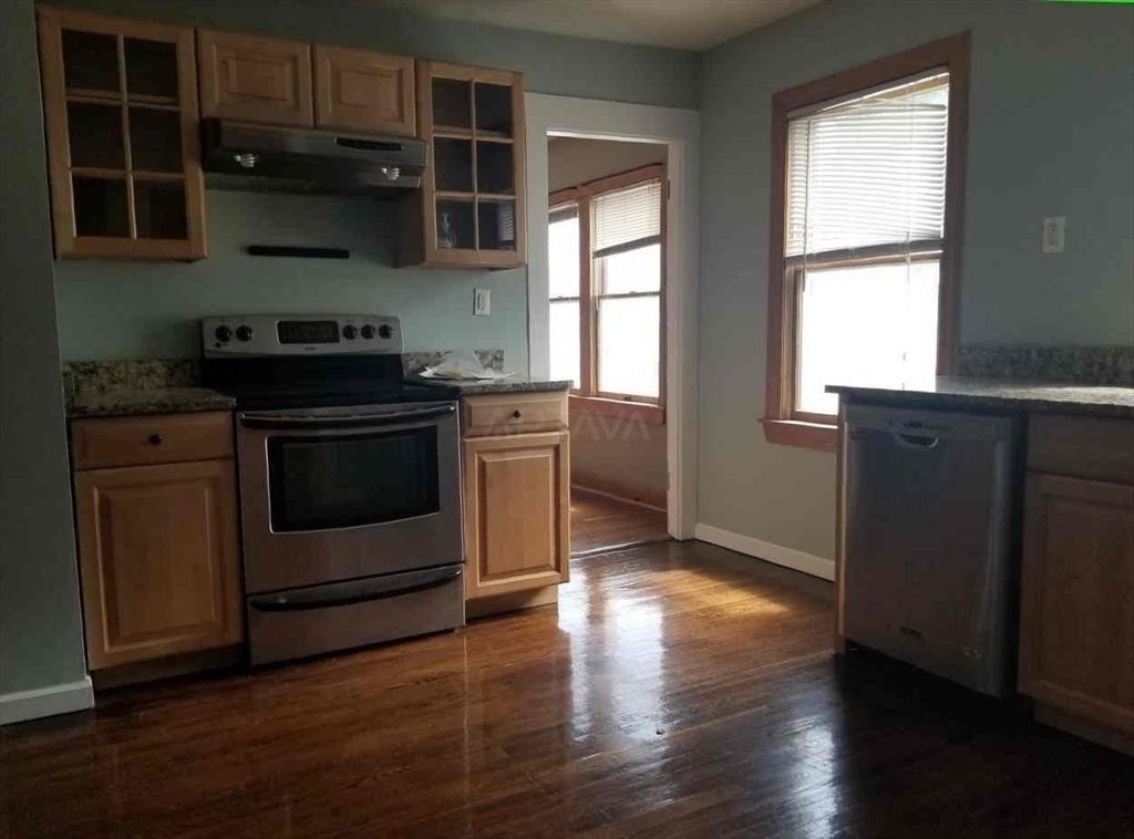 126 Albion ST #3, Somerville, MA, 126 Albion ST #3, Somerville, MA Photo #6