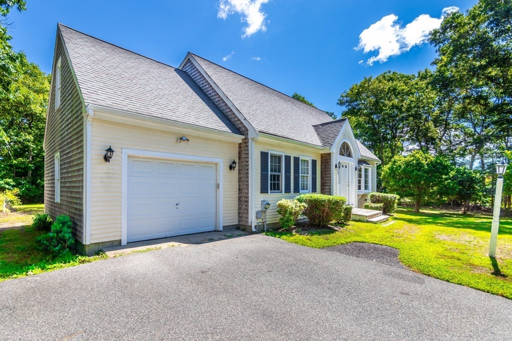 136 Ashumet Rd