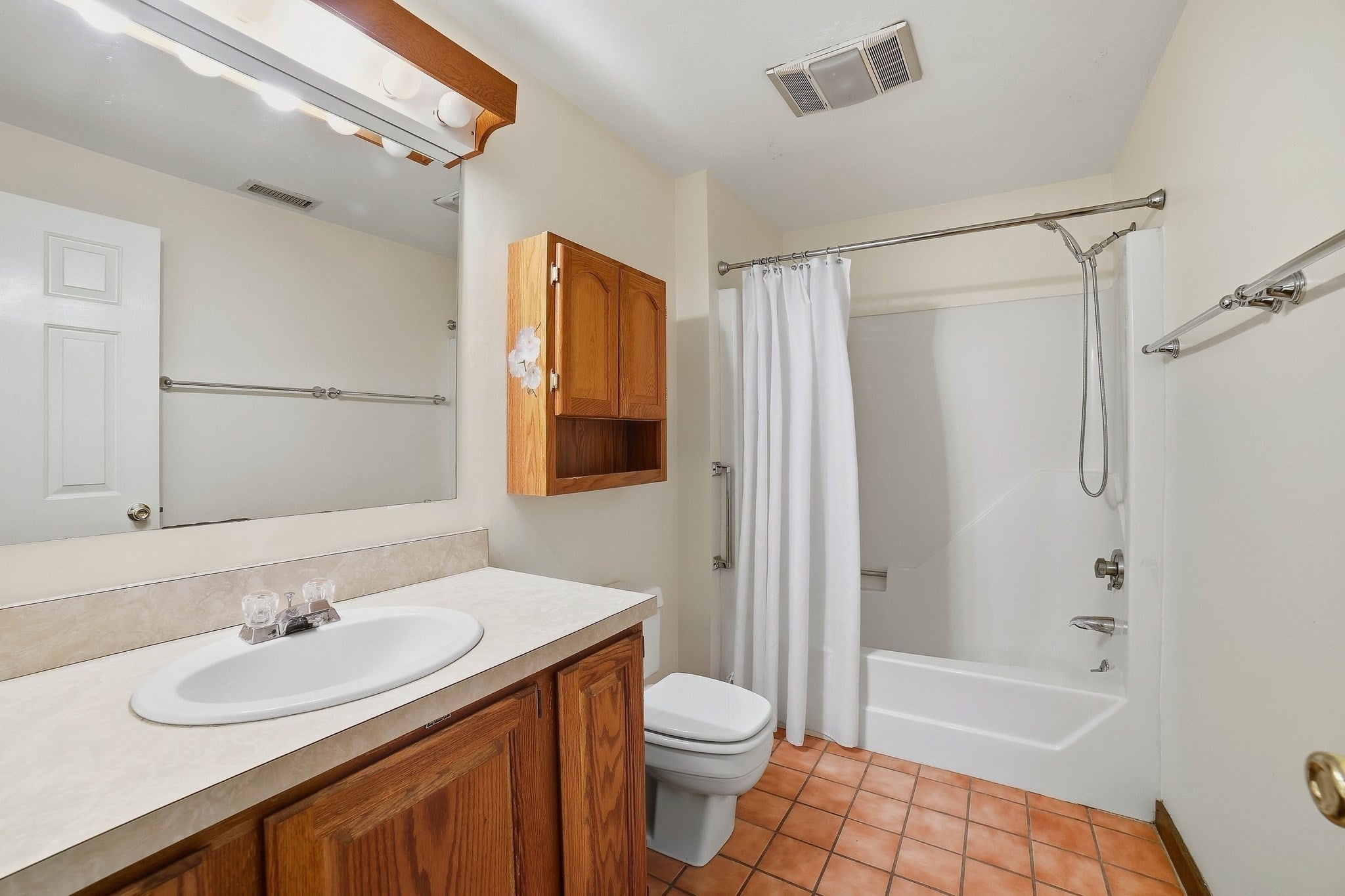 2 Ladyslipper Ln #3, Auburn, MA, 2 Ladyslipper Ln #3, Auburn, MA Photo #19