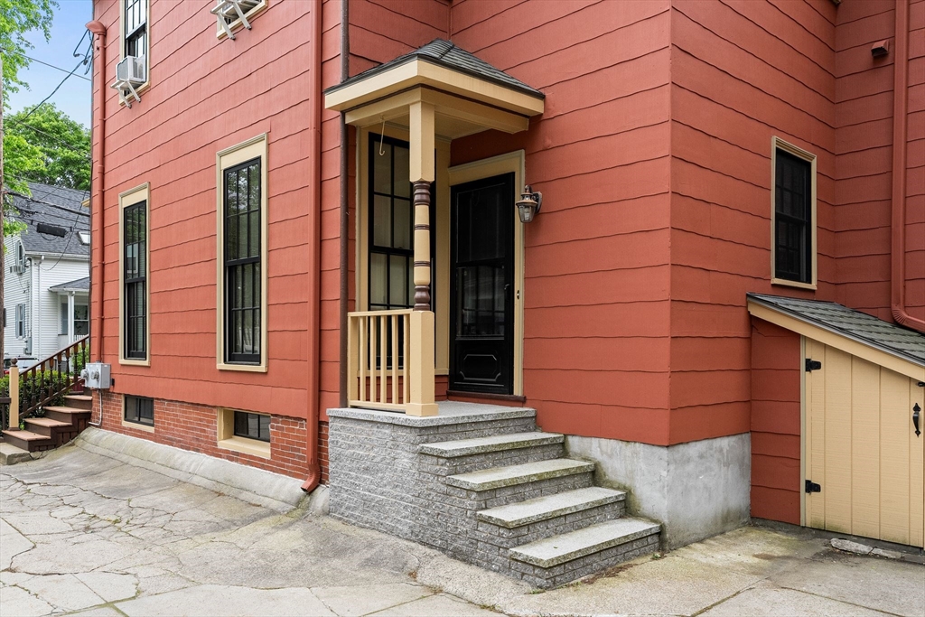 58-60 Cottage 1