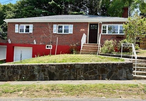 30 Linden Ter Lynn MA 01902