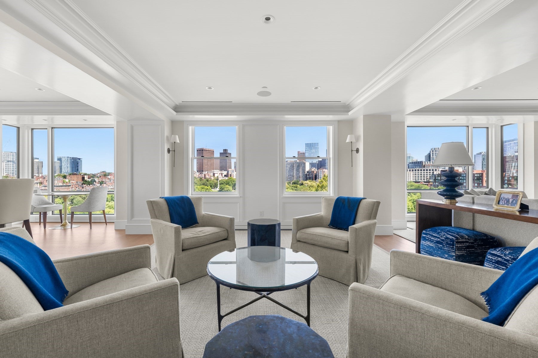 2 Commonwealth Avenue