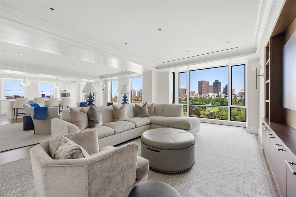 2 Commonwealth Avenue 11BCD