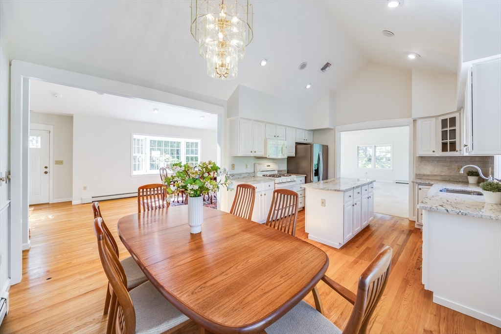18 Curve Hill Road
