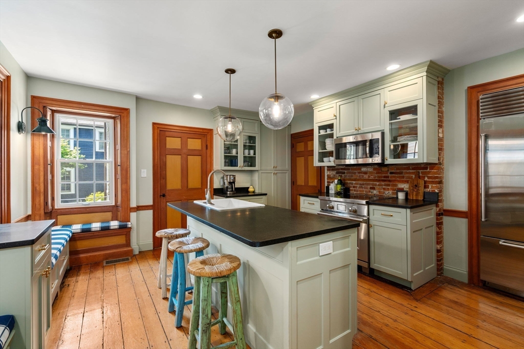 16 Cordis St 16