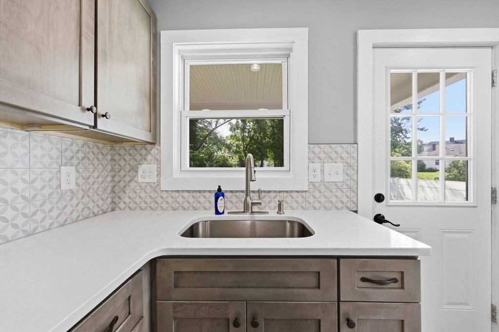 17 Taylor St #17, South Hadley, MA, 17 Taylor St #17, South Hadley, MA Photo #15