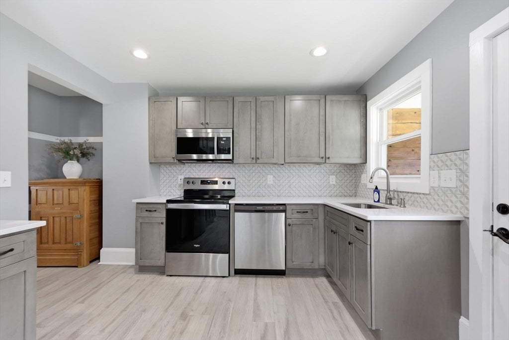 17 Taylor St #17, South Hadley, MA, 17 Taylor St #17, South Hadley, MA Photo #14