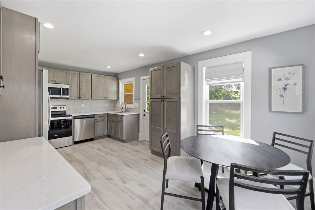 17 Taylor St #17, South Hadley, MA, 17 Taylor St #17, South Hadley, MA Photo #19