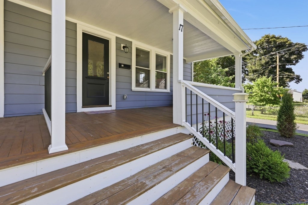 17 Taylor St #17, South Hadley, MA, 17 Taylor St #17, South Hadley, MA Photo #3
