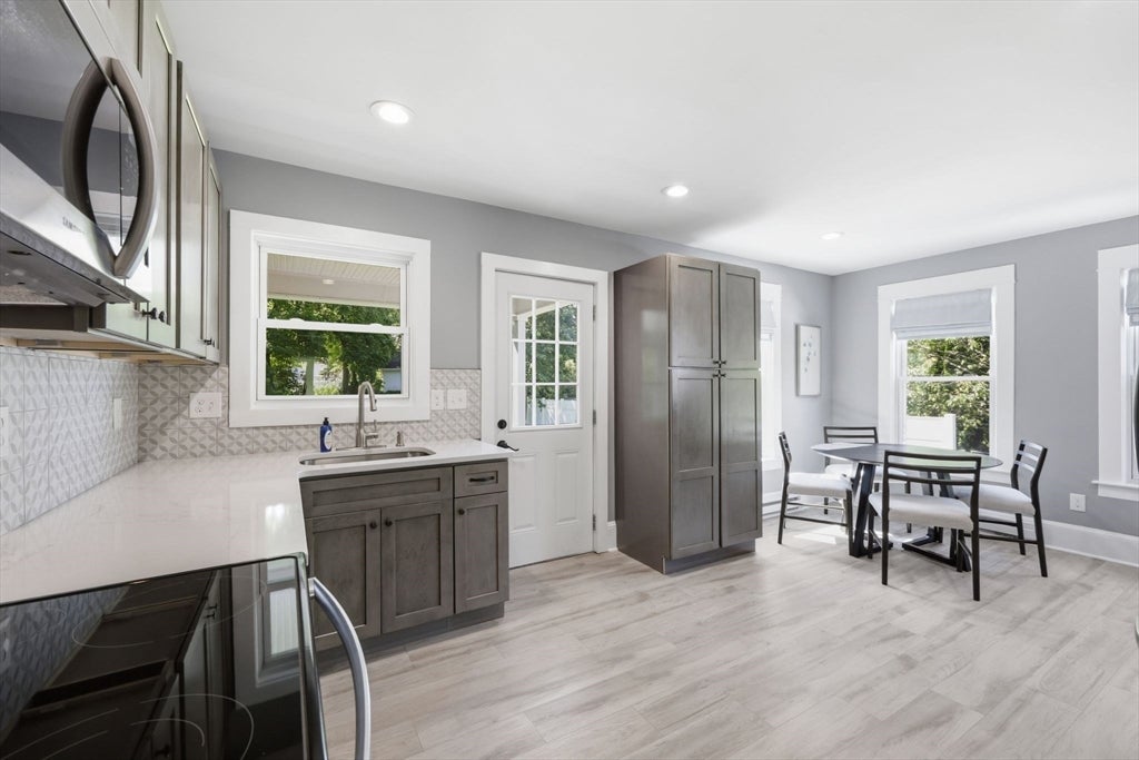 17 Taylor St #17, South Hadley, MA, 17 Taylor St #17, South Hadley, MA Photo #10