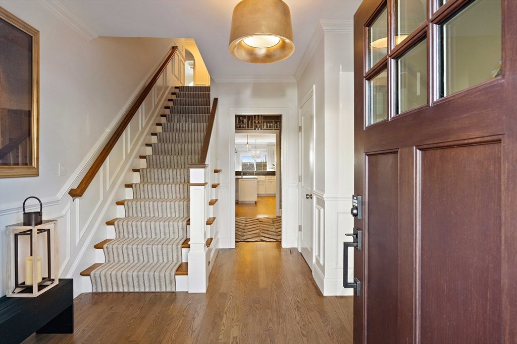56 Crescent Rd