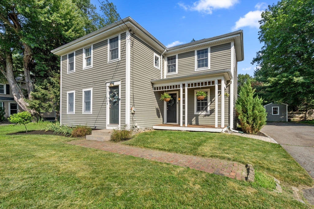 225 Commonwealth Rd