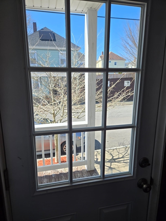 New Bedford, Massachusetts 02740, United States, 8 Bedrooms Bedrooms, ,3 BathroomsBathrooms,Residential,Pending,108333