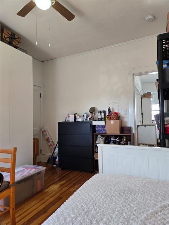 New Bedford, Massachusetts 02740, United States, 8 Bedrooms Bedrooms, ,3 BathroomsBathrooms,Residential,Pending,108333