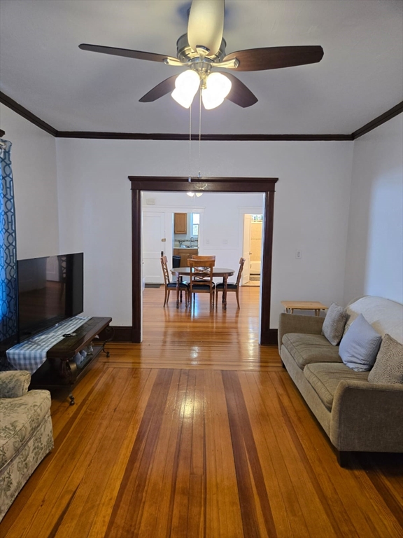 New Bedford, Massachusetts 02740, United States, 8 Bedrooms Bedrooms, ,3 BathroomsBathrooms,Residential,Pending,108333