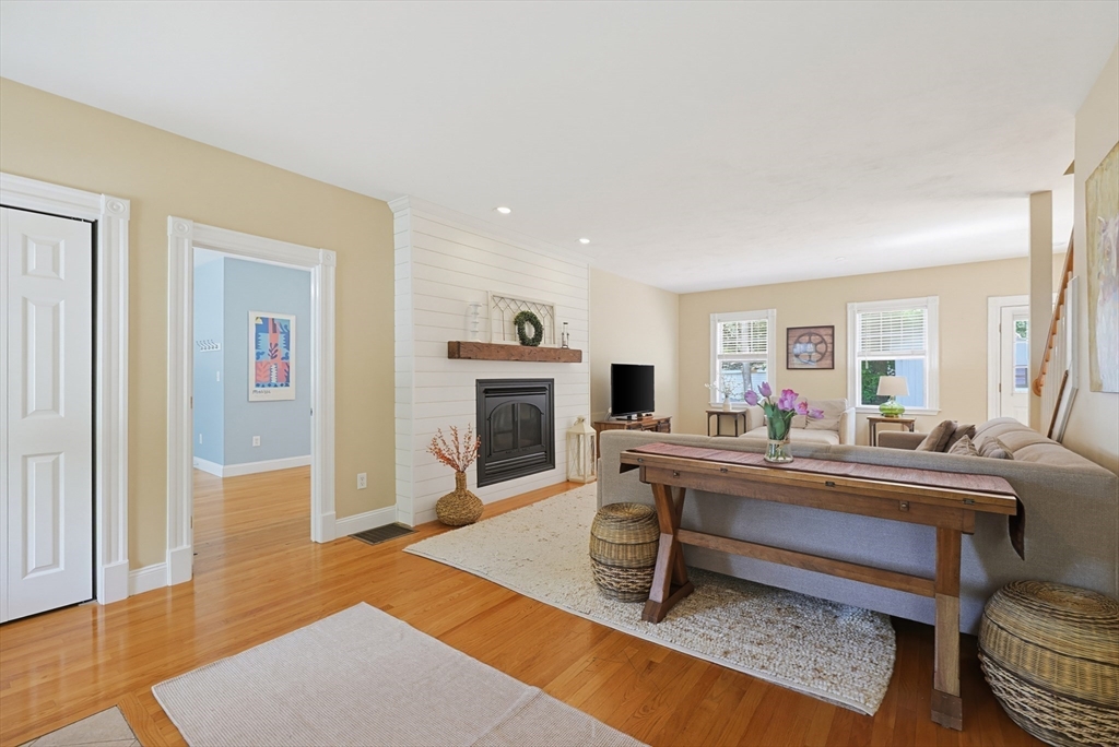 34 Preston St