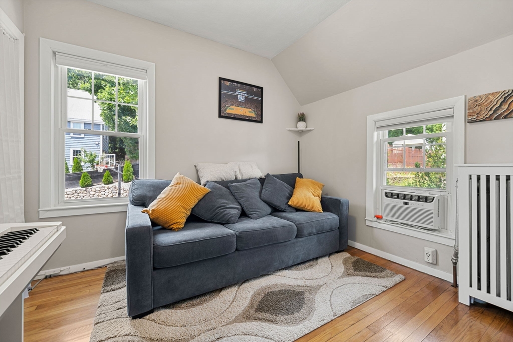 90 Forest St, Melrose, MA Photo #37