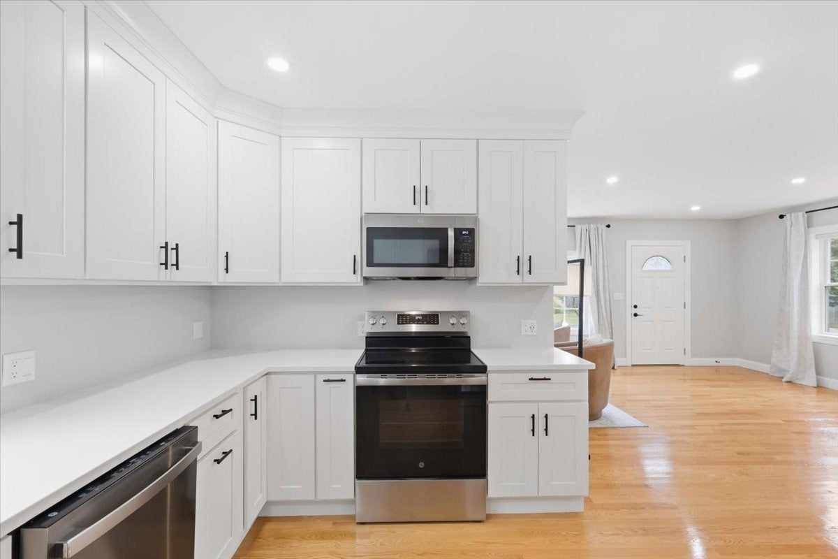 19 Digby Ave, Brockton, MA, 19 Digby Ave, Brockton, MA Photo #16