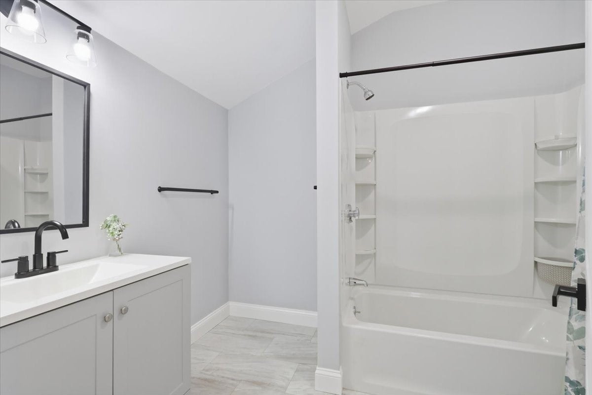 19 Digby Ave, Brockton, MA, 19 Digby Ave, Brockton, MA Photo #26
