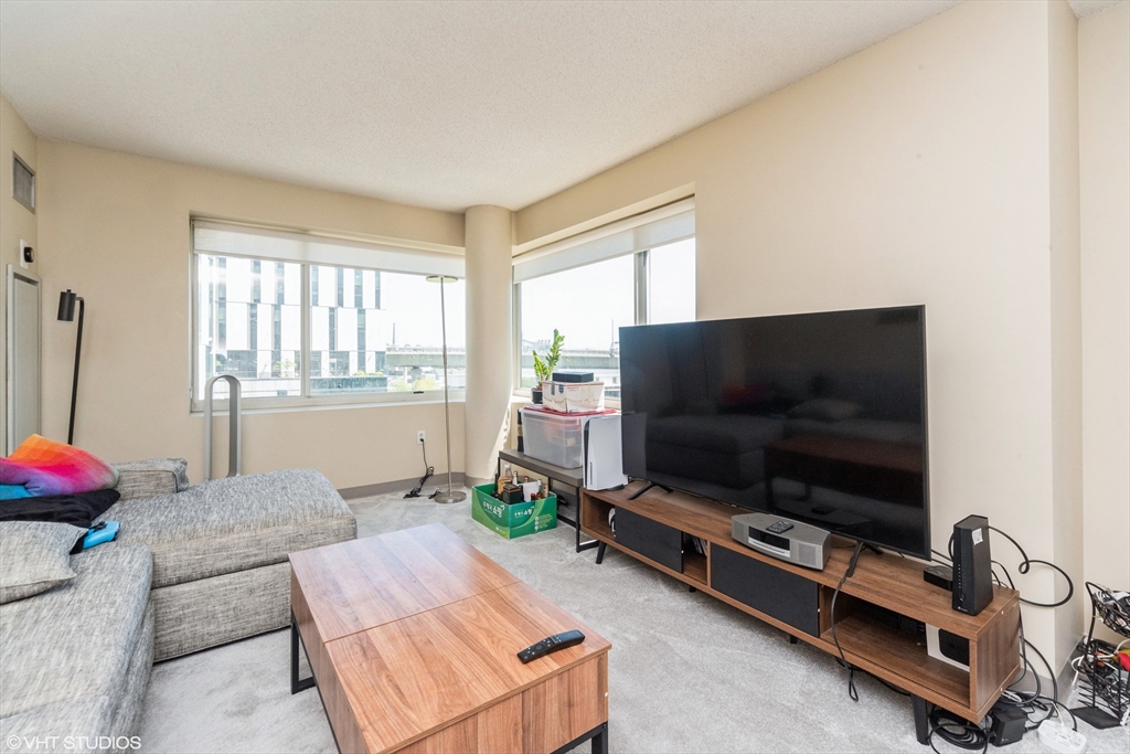 8-12 Museum Way 629