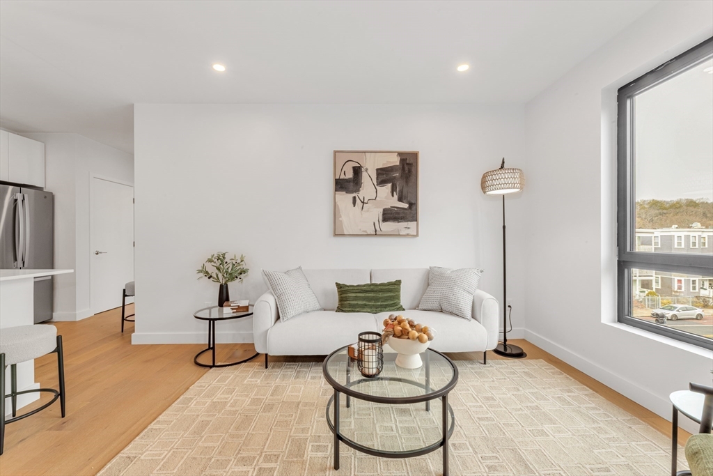 3992 Washington St #303, Boston, MA Photo #9