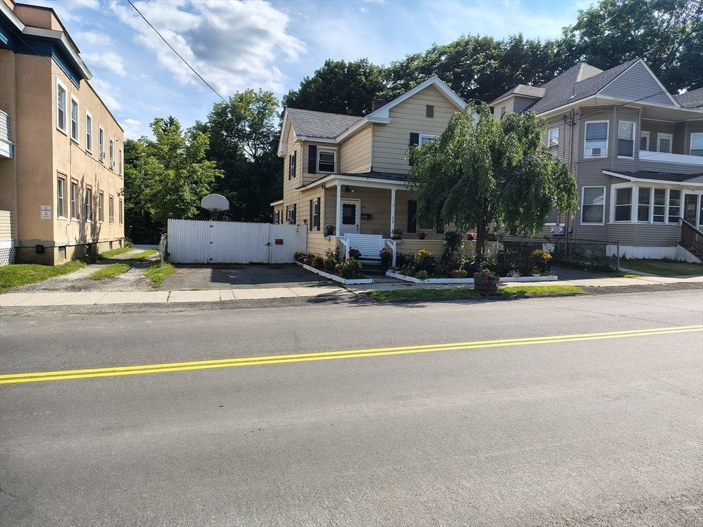 12 Lincoln Street