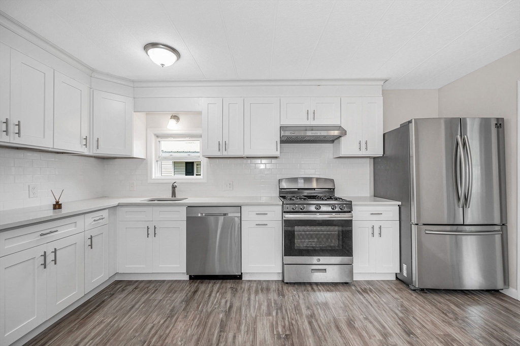 209 New Yorker Avenue