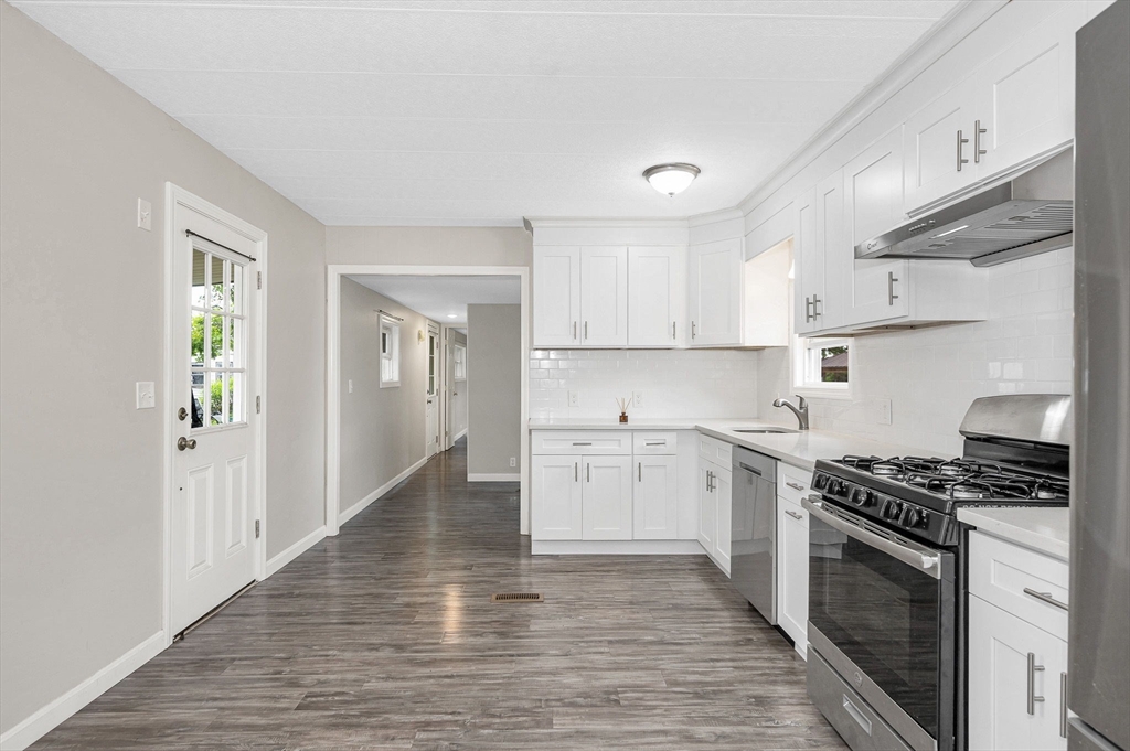 209 New Yorker Avenue