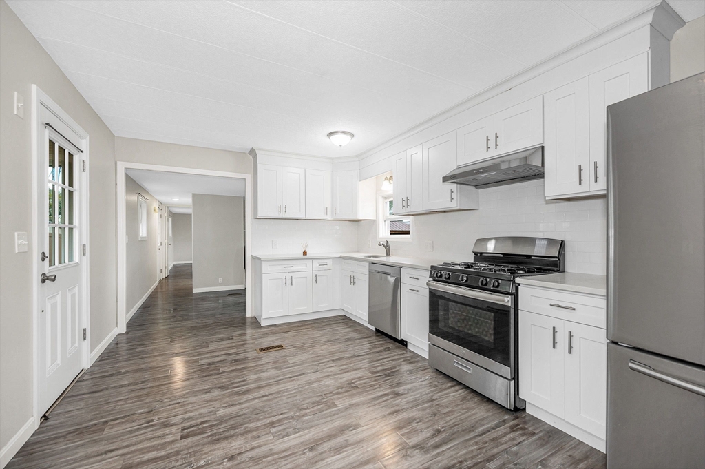 209 New Yorker Avenue