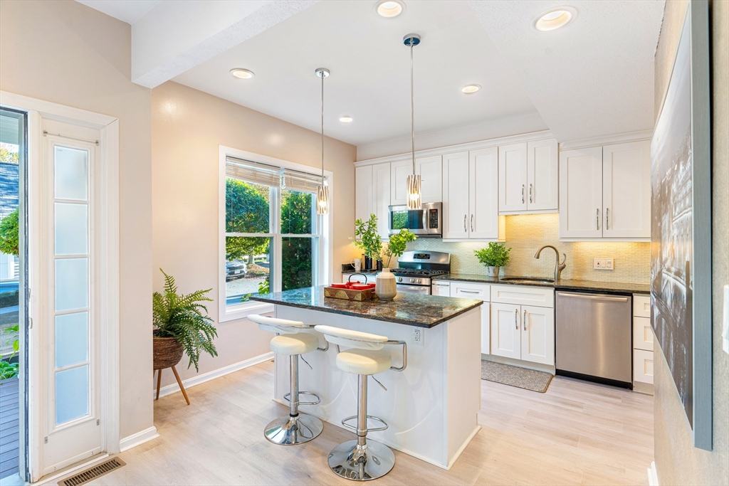 12 Maple Ridge Dr 12