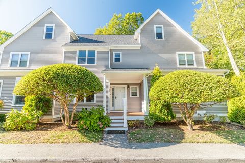 12 Maple Ridge Dr 12 Burlington MA 01803