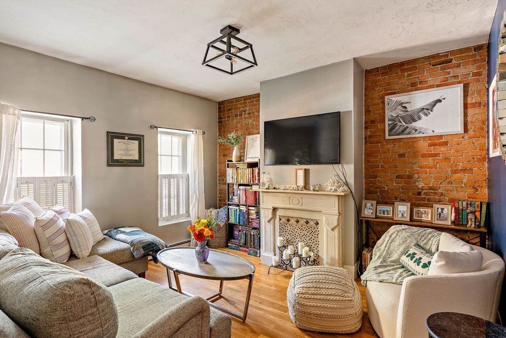 60 Beacon St 1
