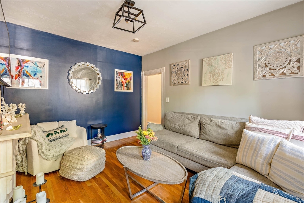 60 Beacon St 1