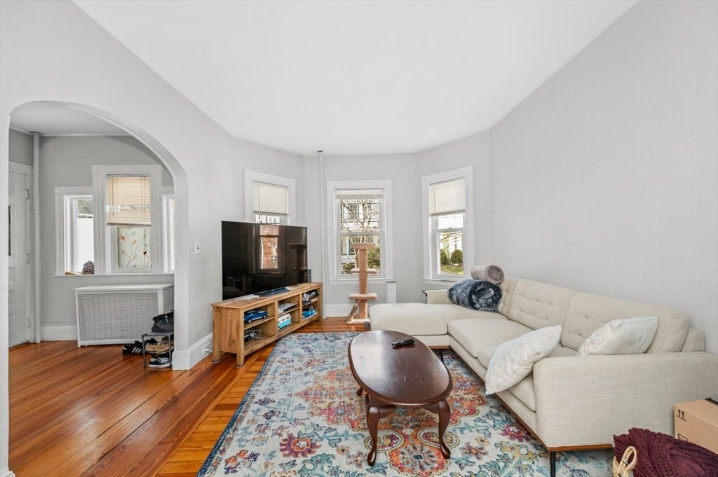 Photo of 28 Magnolia Street, Arlington, MA