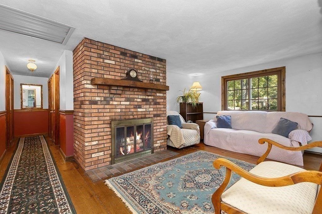 56 Alton Rd, North Attleboro, MA, 56 Alton Rd, North Attleboro, MA Photo #4