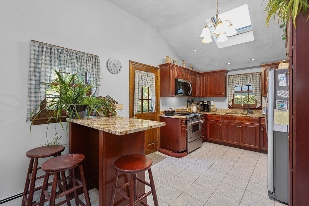 56 Alton Rd, North Attleboro, MA, 56 Alton Rd, North Attleboro, MA Photo #15