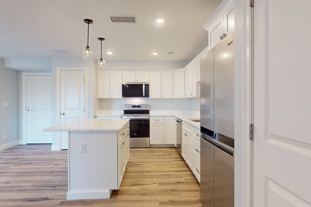 610 Salem Street 408