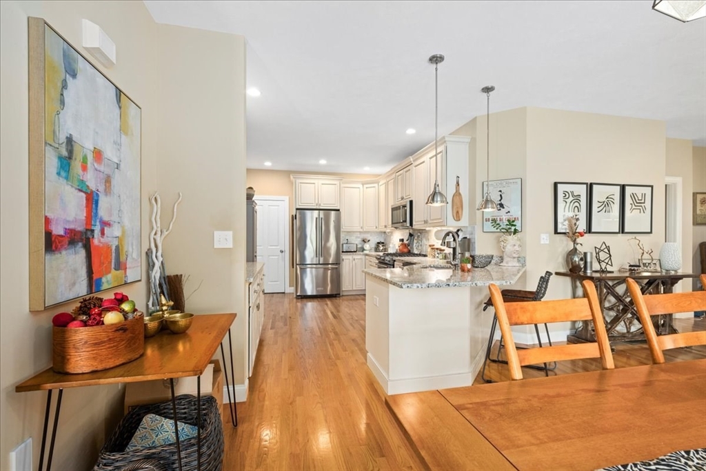 14 Primmett Ln 14
