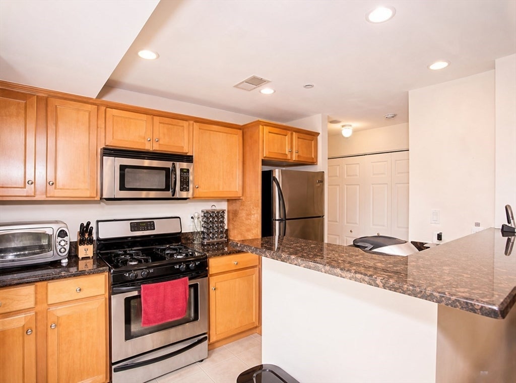 260 Main St #305, Malden, MA, 260 Main St #305, Malden, MA Photo #3