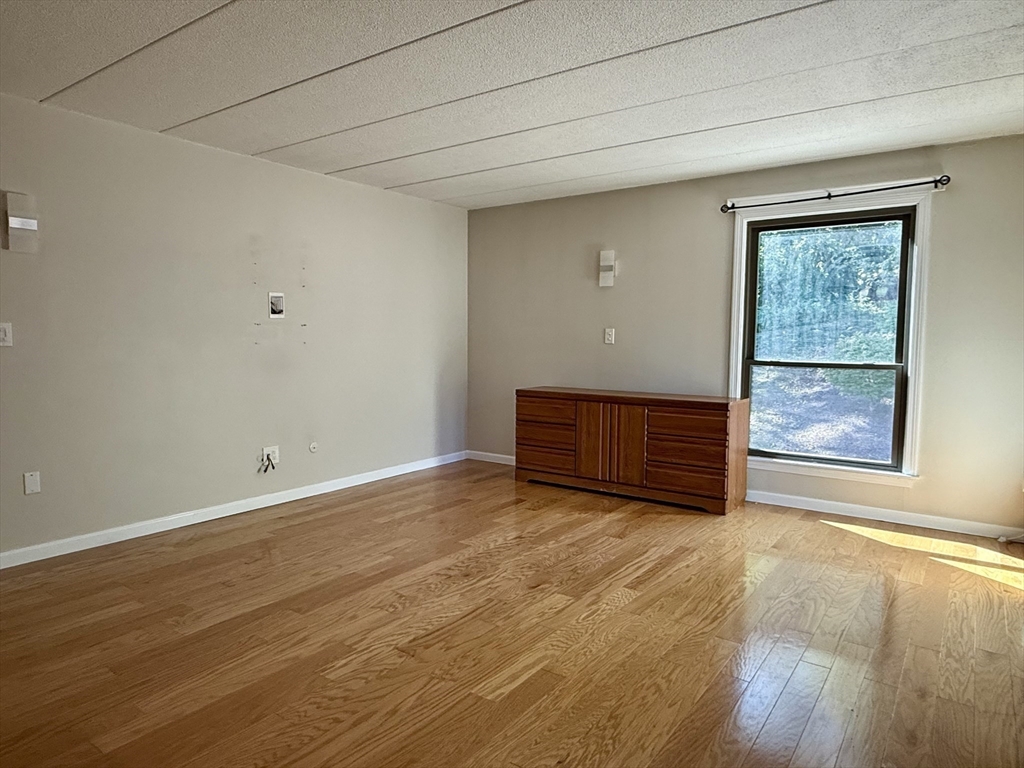 152 Turner Rd 40