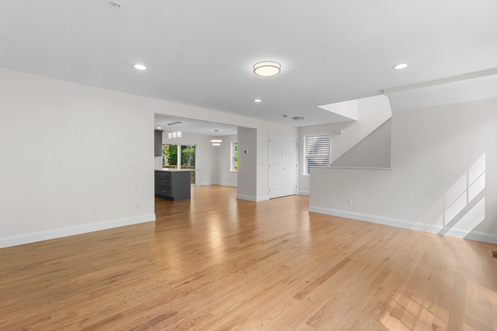 73 Shrine Avenue 73