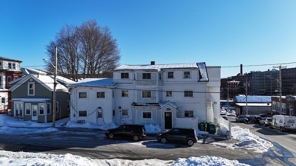 34 Grand Ave