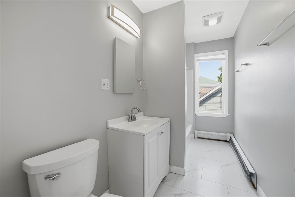 8 Hooper St #3, Worcester, MA, 8 Hooper St #3, Worcester, MA Photo #13