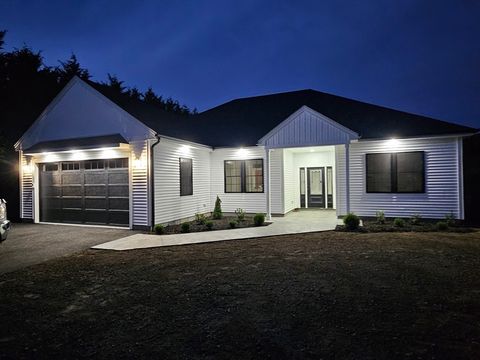 2 Mackady Court Westport MA 02790