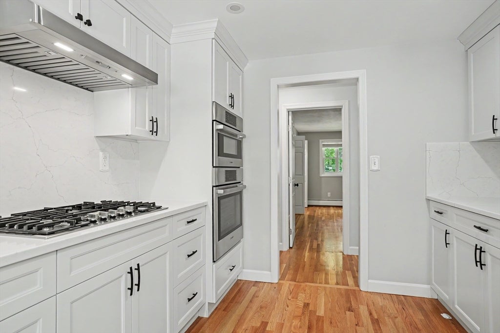 31 Lakeshore Dr, Hudson, MA Photo #5