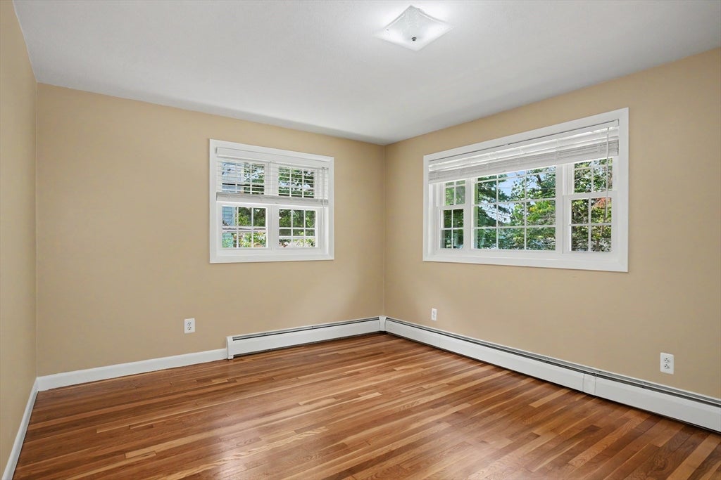 31 Lakeshore Dr, Hudson, MA Photo #24
