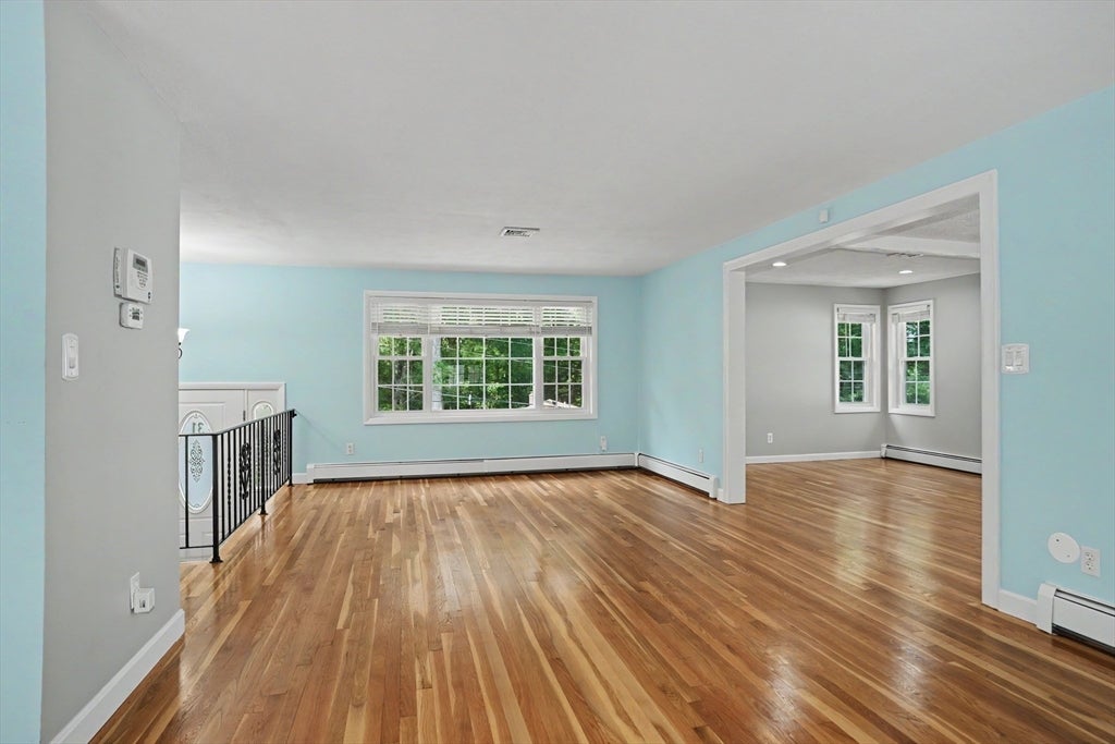 31 Lakeshore Dr, Hudson, MA Photo #13