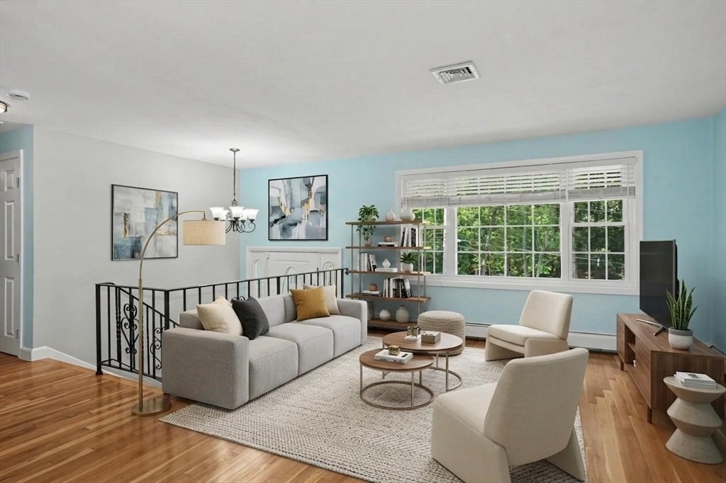 31 Lakeshore Dr, Hudson, MA Photo #12