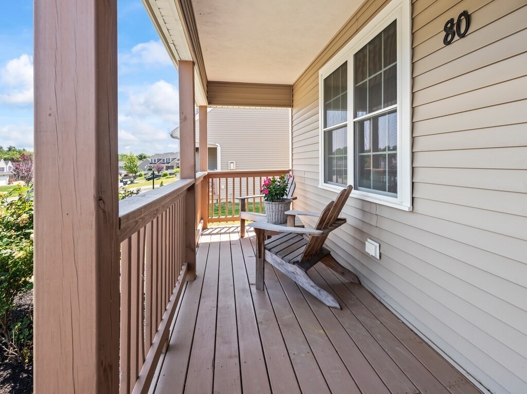 80 Ariel Cir 80