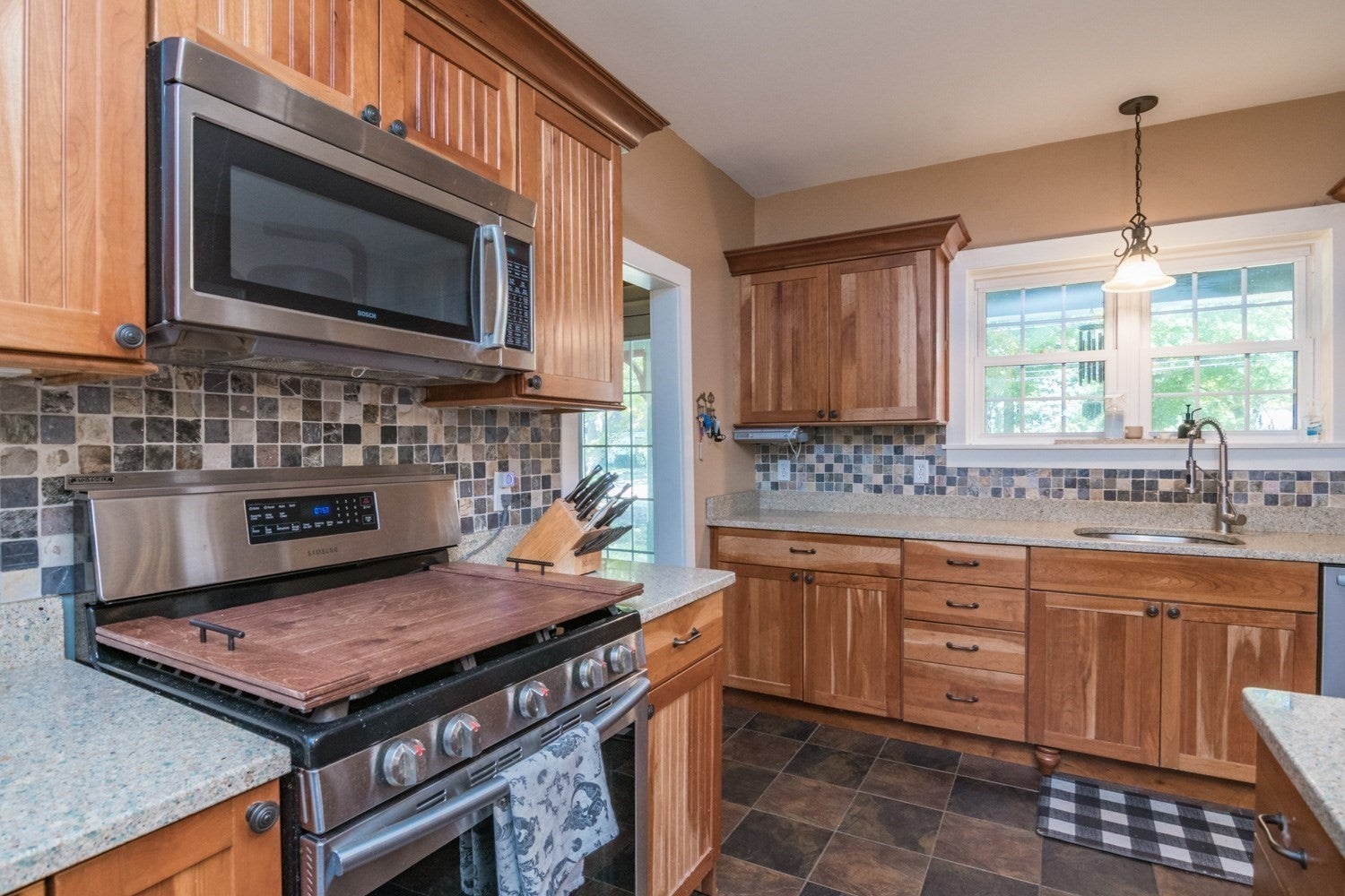 409 Main Rd, Chesterfield, MA Photo #18